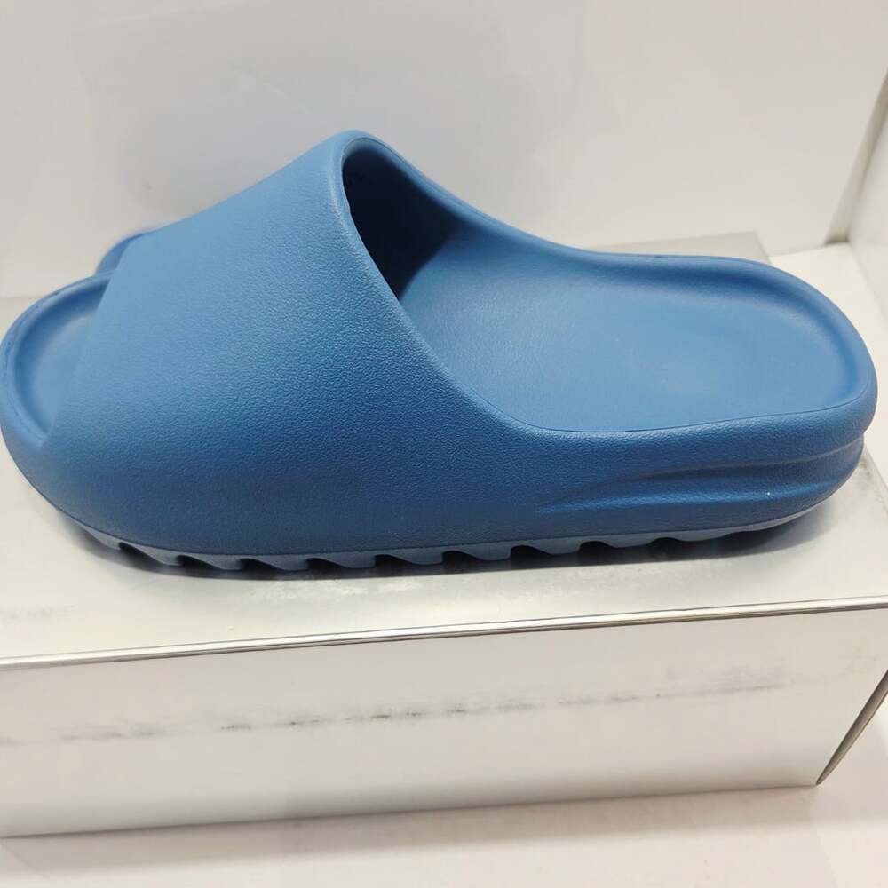 Yeezy Slides Blue - Picture 6 of 7